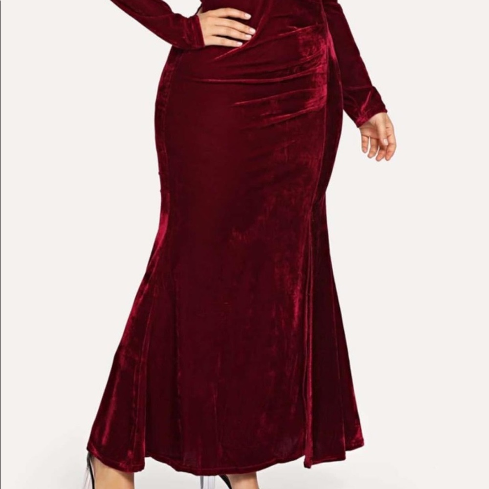 Ruby Velvet Formal Bawdy Dress 3x tag • USA sz18 - Picture 2 of 4